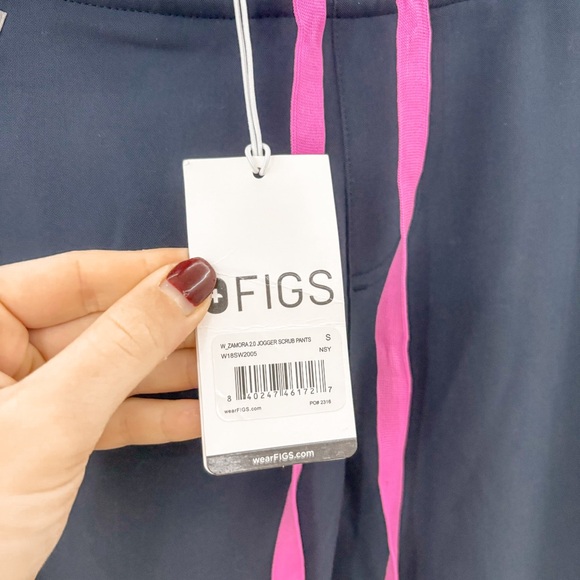 NEW Figs Night Sky Zamora Jogger Scrub Pants - Picture 5 of 7